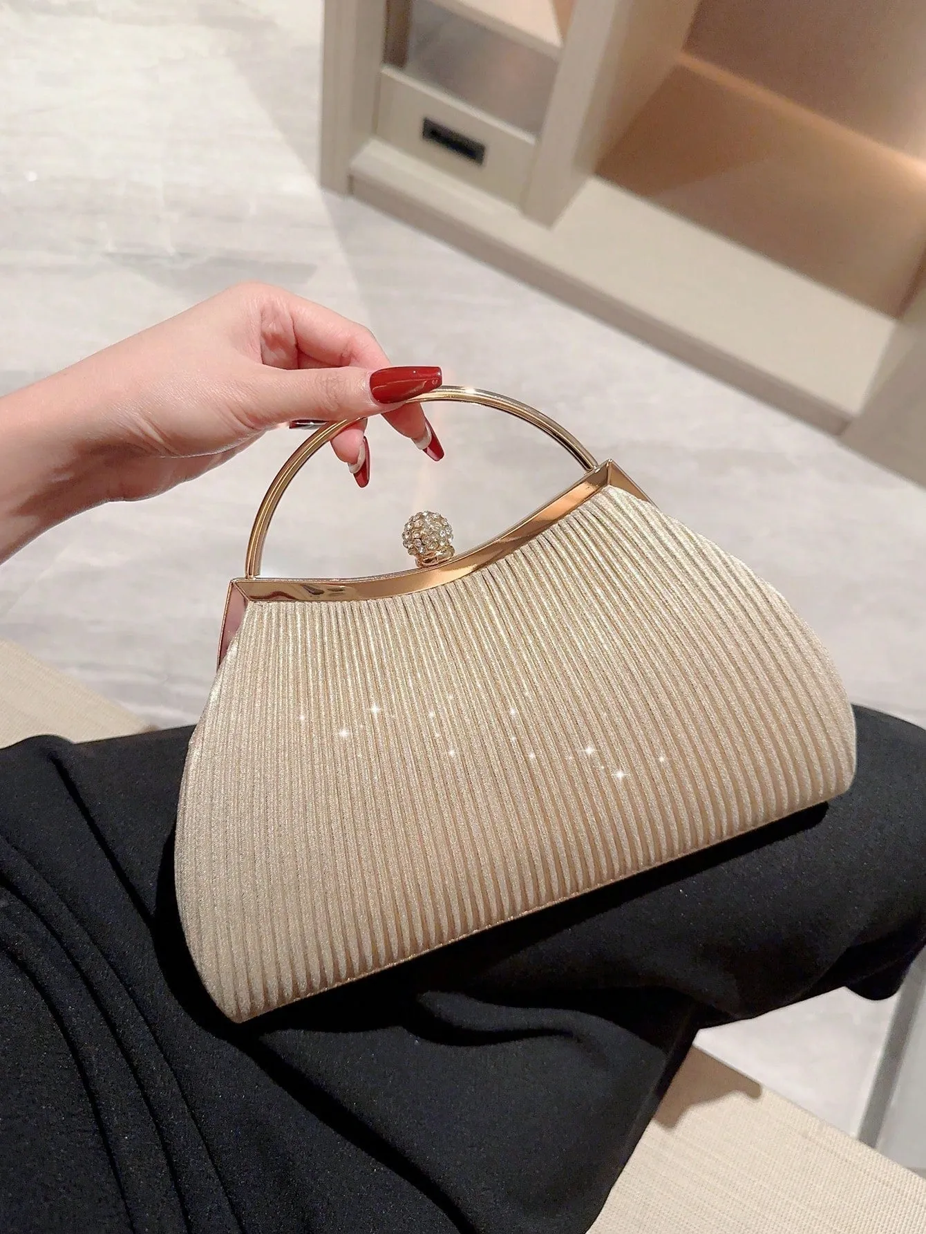 Luxury Sequin, Stylish, Shiny Fashionable Evening Clutch Bag sold by Negative product image thumbnail 5
