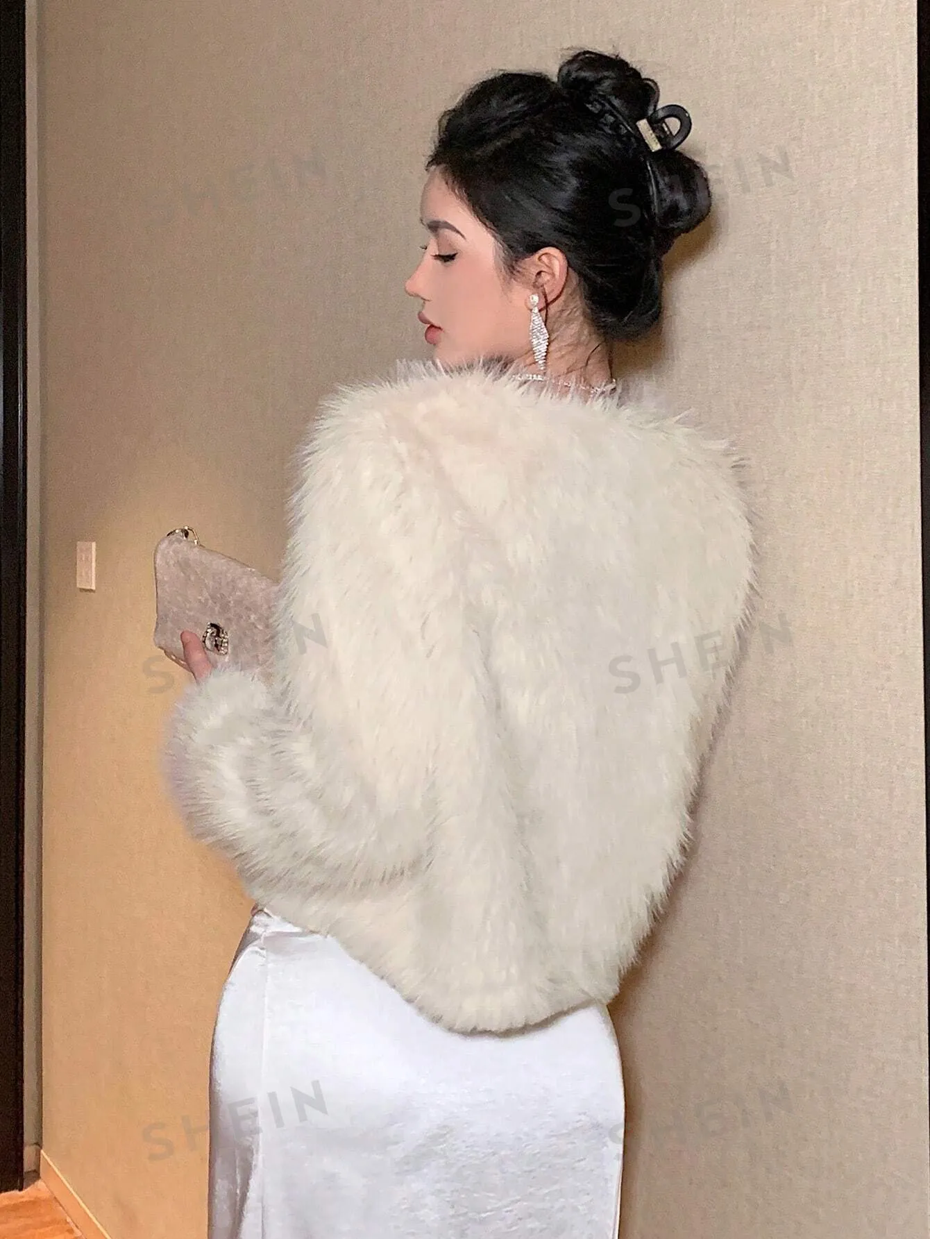 Women's Solid Color Long Sleeve Fleece Short Elegant Jacket sold by Negative product image thumbnail 5