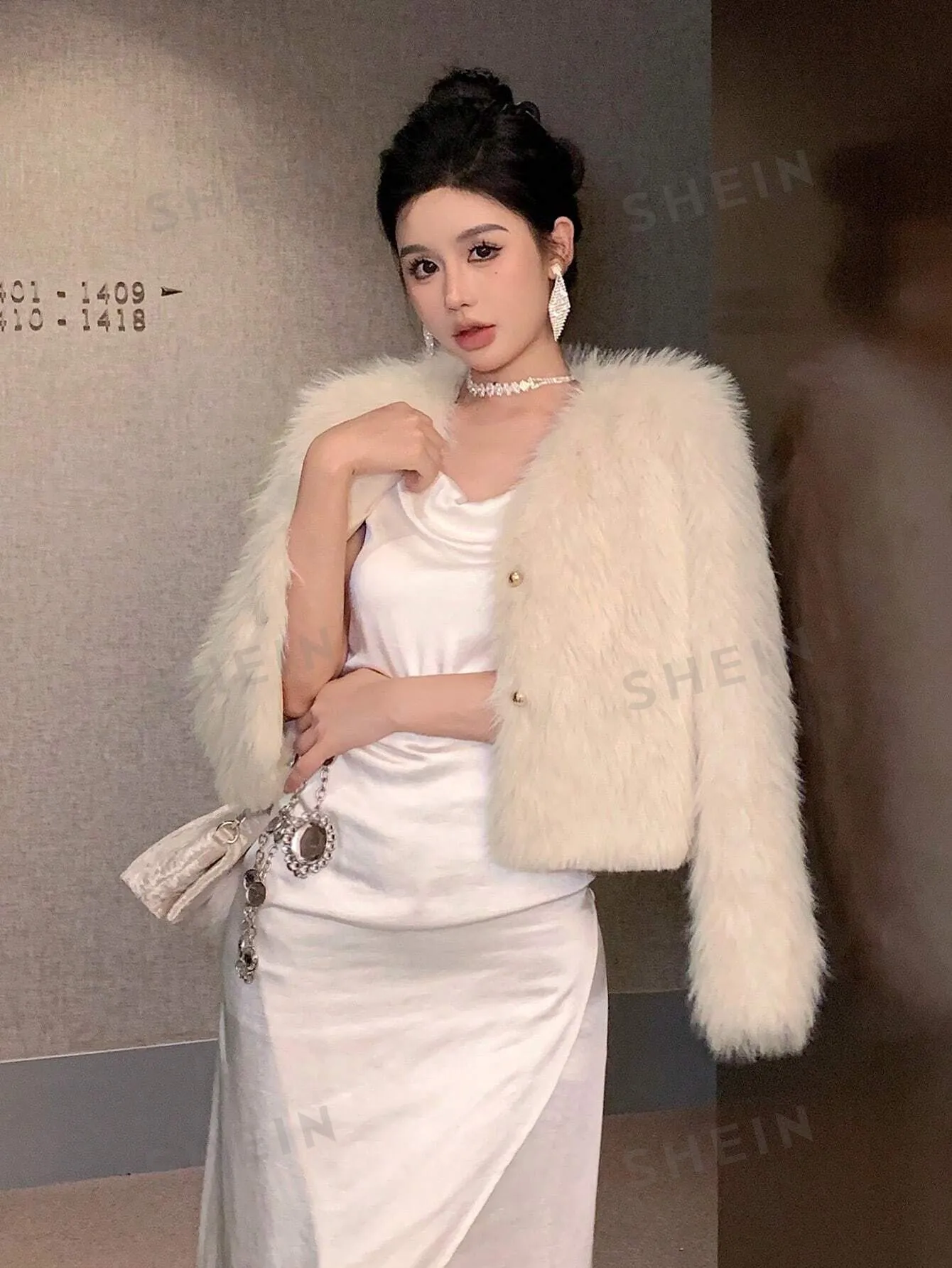 Women's Solid Color Long Sleeve Fleece Short Elegant Jacket sold by Negative product image thumbnail 2