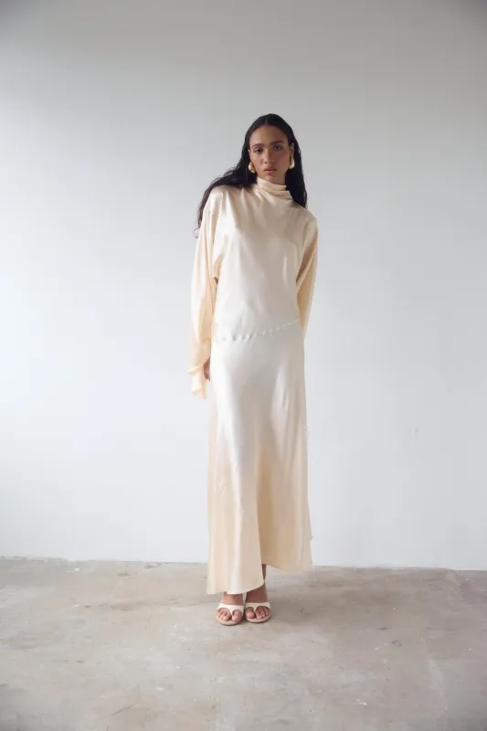 BAYAMO LONG DRESS IN CREAM SILK SATIN made by De La Vali