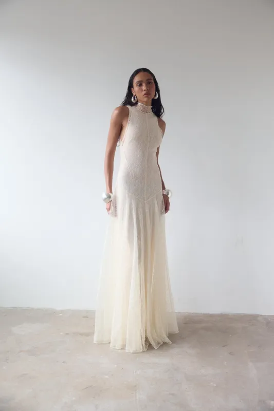 FOEHN MAXI DRESS IN CREAM LACE made by De La Vali
