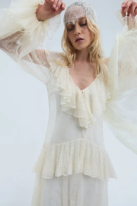 ESEN MAXI DRESS IN IVORY LACE made by De La Vali