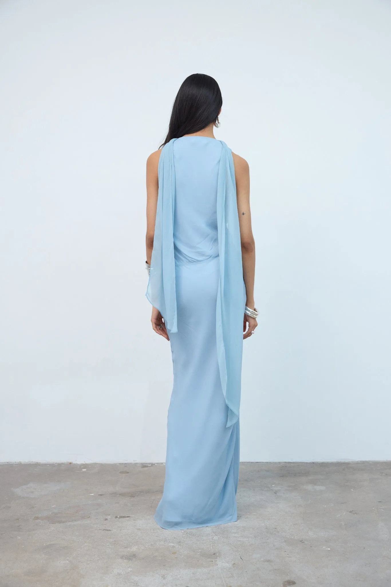 SASINI MAXI DRESS IN SKY BLUE VISCOSE GEORGETTE sold by De La Vali product image thumbnail 4