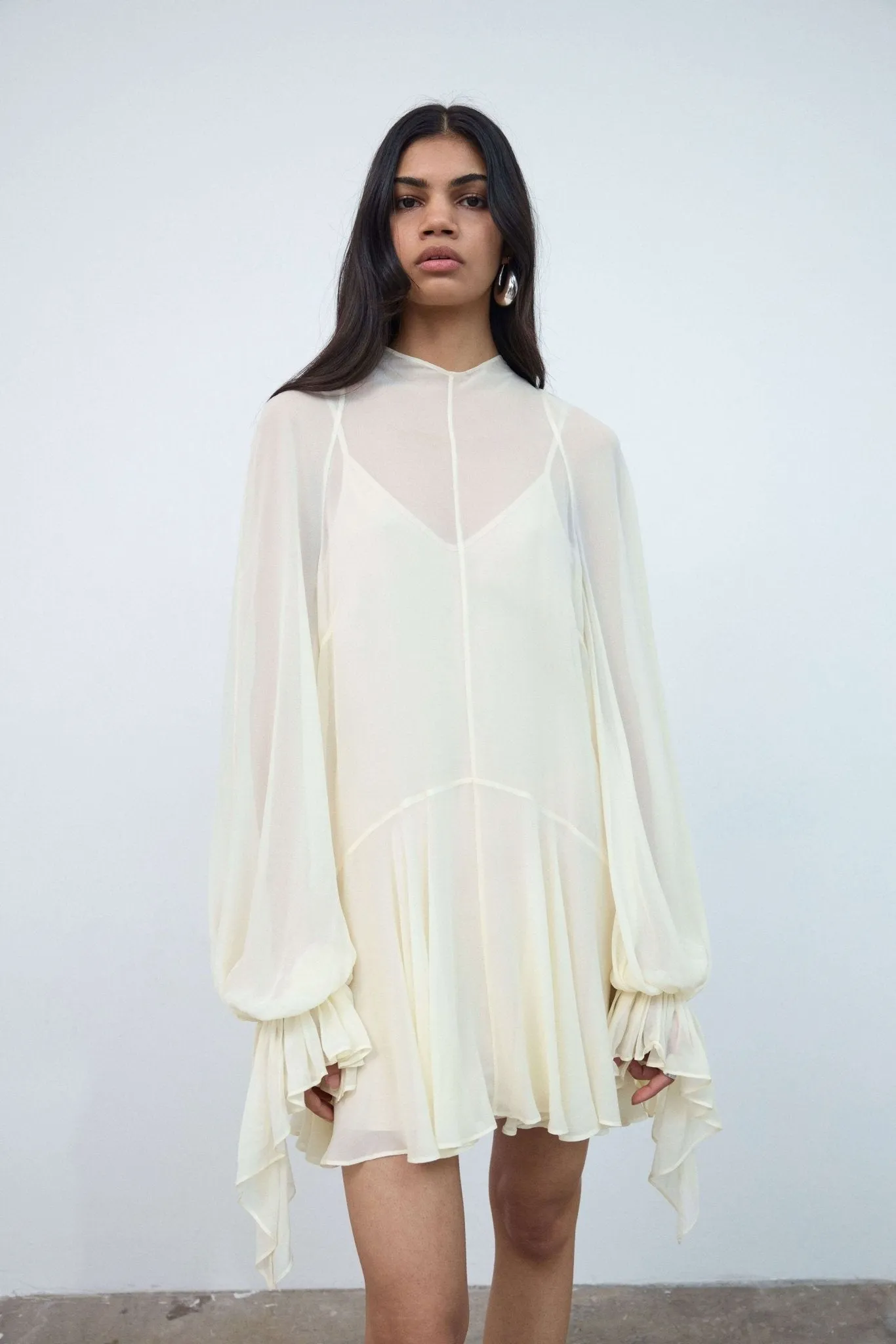 TERRAN MINI DRESS IN IVORY VISCOSE GEORGETTE sold by De La Vali