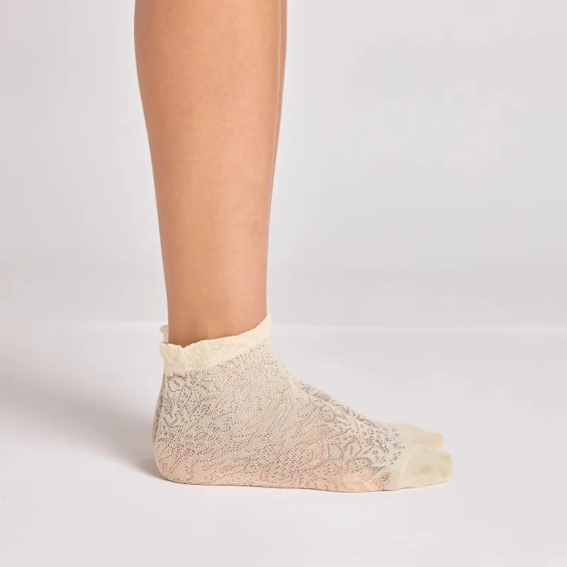 SWEET FLORENCE LACE SOCKS made by Stems