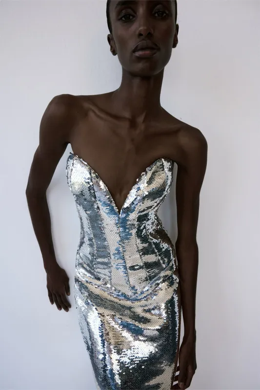 AZZURRA IN INFINI made by The New Arrivals Ilkyaz Ozel