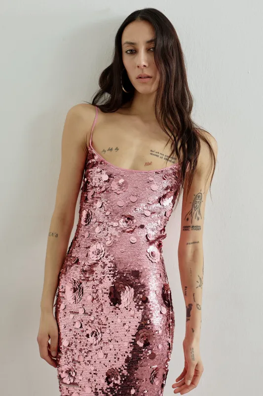 ISIS IN FLEUR DE FLEURS sold by The New Arrivals Ilkyaz Ozel