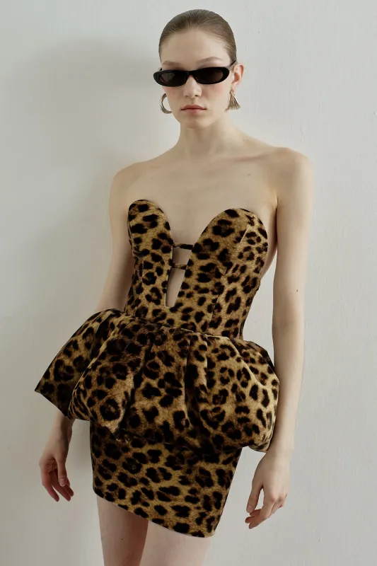 LIA PEPLUM MINI IN SAUVAGE made by The New Arrivals Ilkyaz Ozel