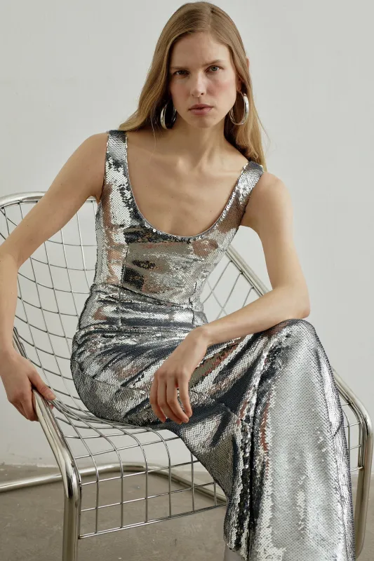 MANU IN INFINI sold by The New Arrivals Ilkyaz Ozel