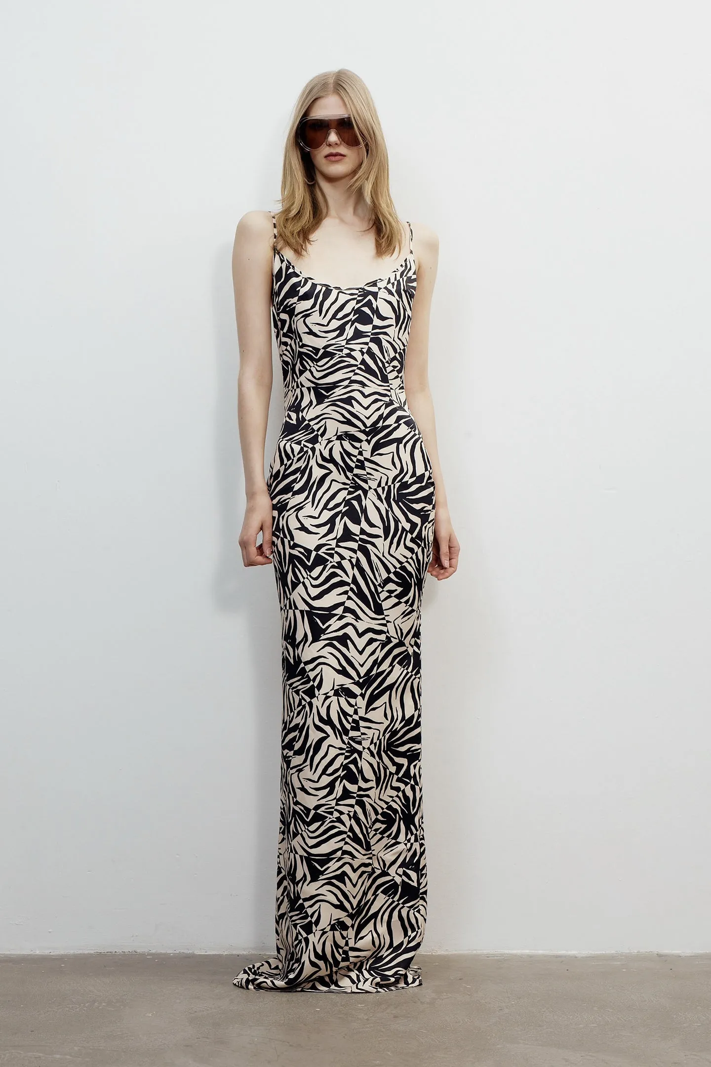 ISIS IN ZEBRA EXOTIQUE sold by The New Arrivals Ilkyaz Ozel product image thumbnail 2