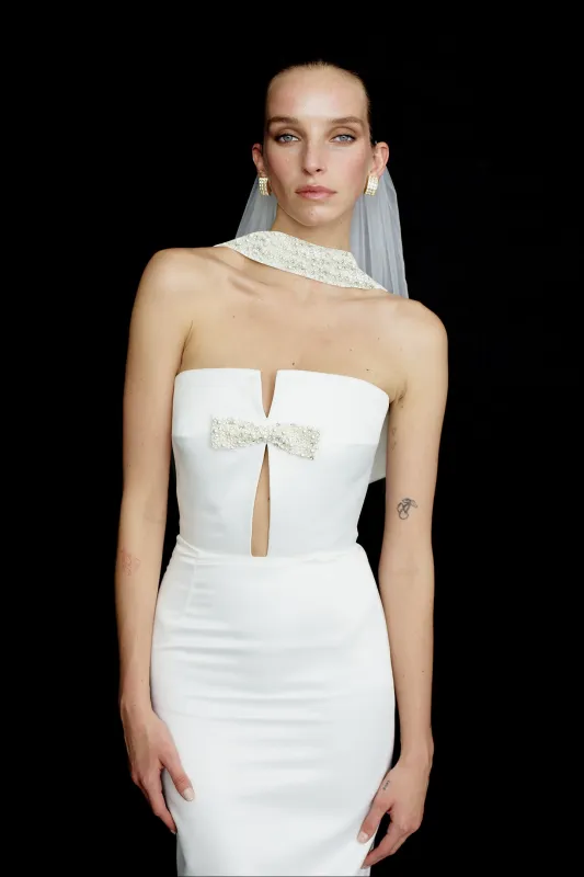 HOLLY IN ÉCLAIR DE PERLES sold by The New Arrivals Ilkyaz Ozel