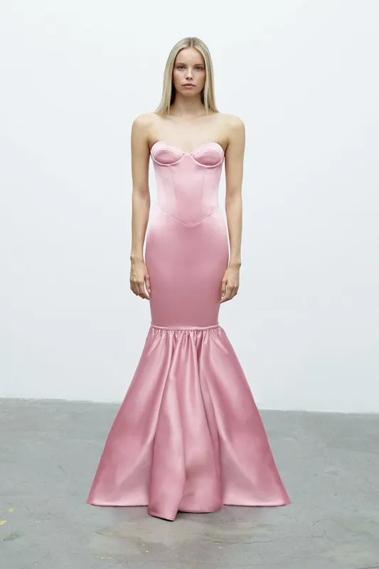 INARA IN SONGE D’ETE made by The New Arrivals Ilkyaz Ozel