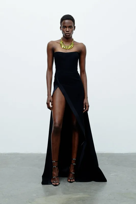 NEFERTITI IN TAURUS BLACK sold by The New Arrivals Ilkyaz Ozel