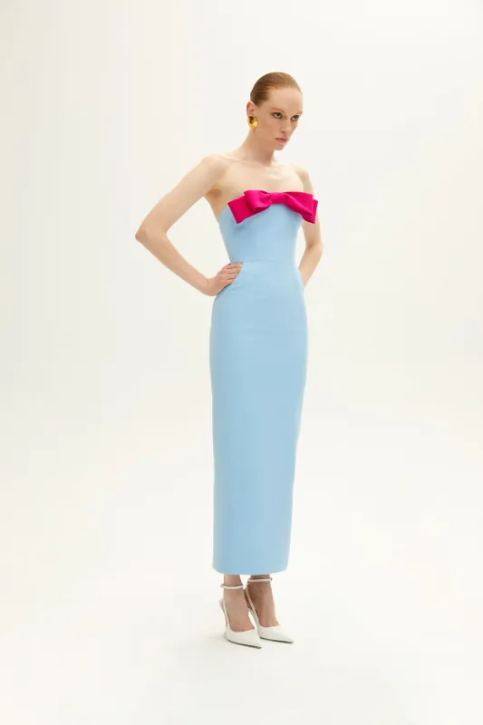 ELÉA IN BLEU ROI made by The New Arrivals Ilkyaz Ozel