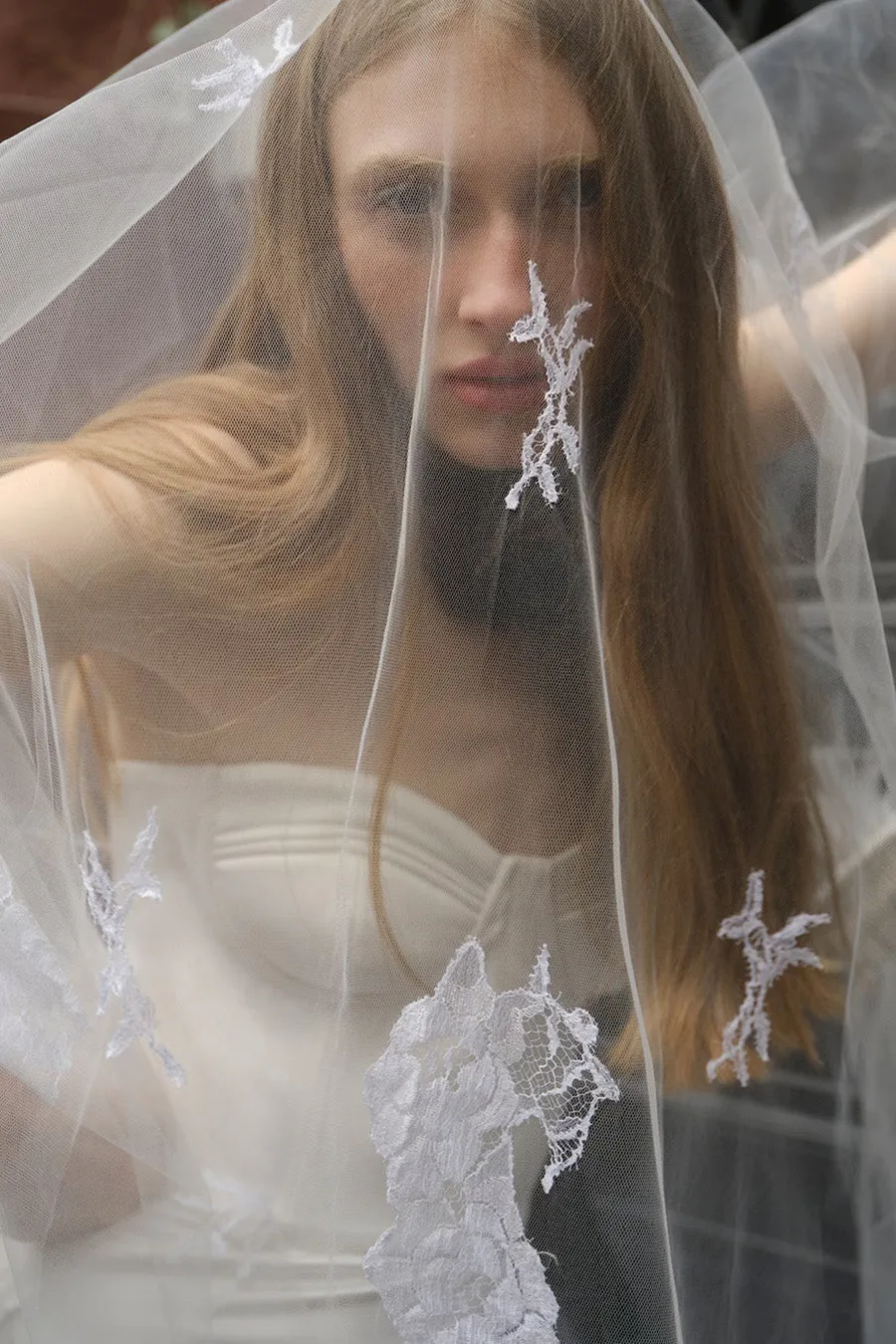 SYLVIA IN FLAT WHITE sold by The New Arrivals Ilkyaz Ozel product image thumbnail 4