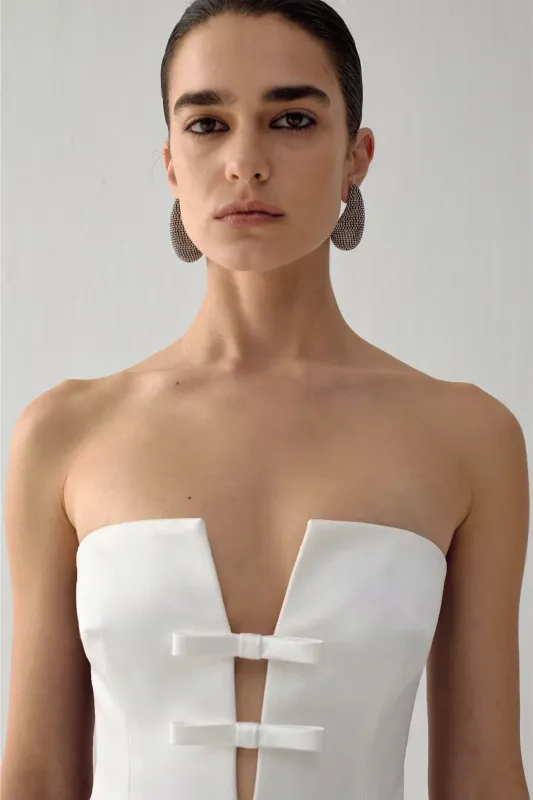 NOA IN PALAIS DE TOKYO sold by The New Arrivals Ilkyaz Ozel