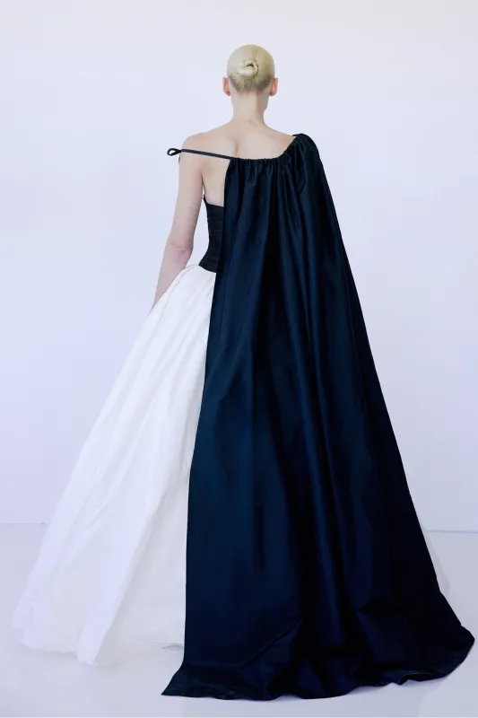 BRITT CAPE IN BLACK OYSTER made by The New Arrivals Ilkyaz Ozel
