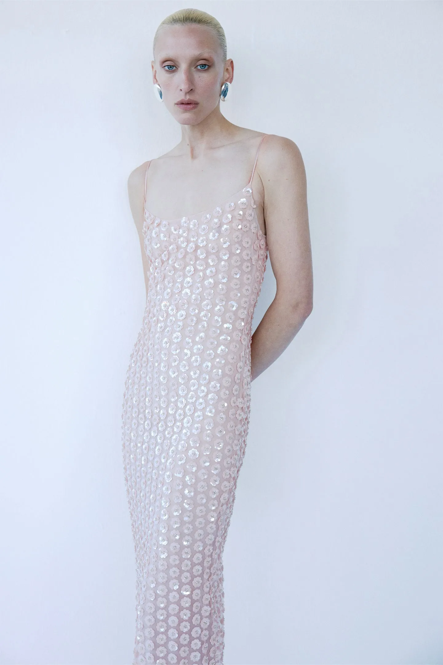 ISIS IN ROSE FUSION sold by The New Arrivals Ilkyaz Ozel product image thumbnail 2