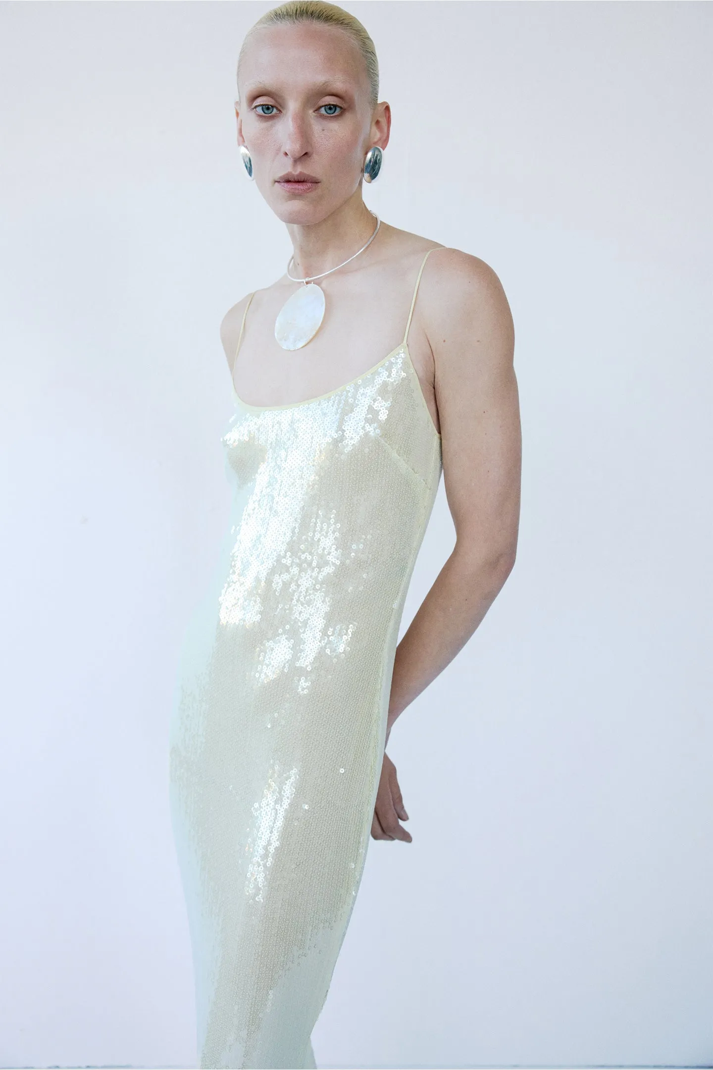 ISIS IN PARADISIO sold by The New Arrivals Ilkyaz Ozel product image thumbnail 3