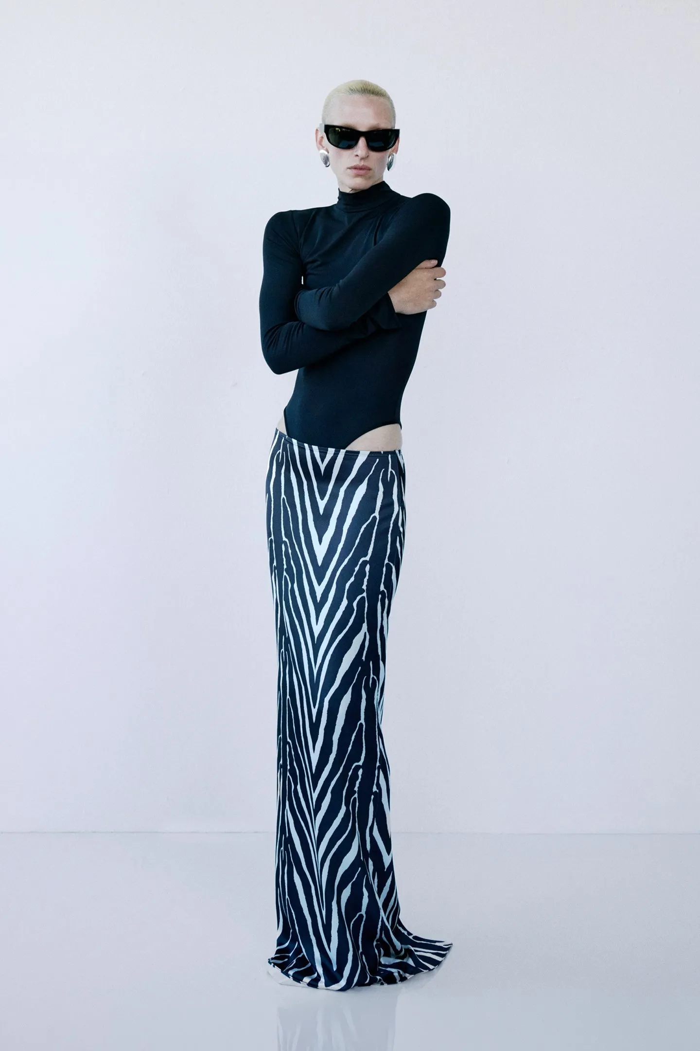 CATROUX BODYSUIT IN VENOMIQUE sold by The New Arrivals Ilkyaz Ozel product image thumbnail 3