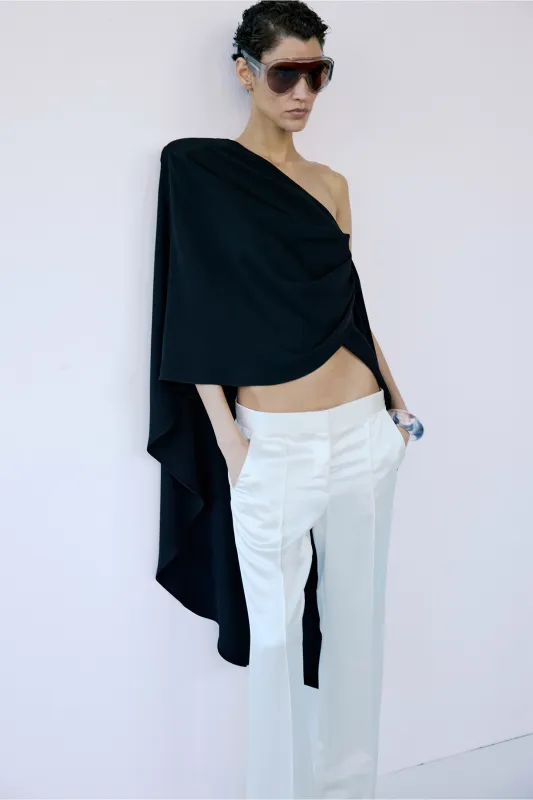 FUMÉE TOP IN CHEZ CASTEL made by The New Arrivals Ilkyaz Ozel