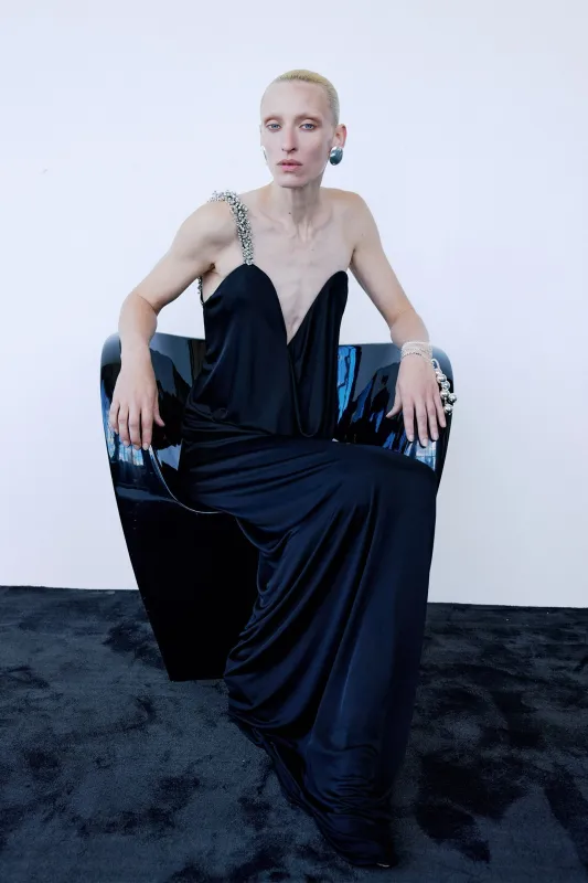 RODIN IN ZAFFIRO made by The New Arrivals Ilkyaz Ozel