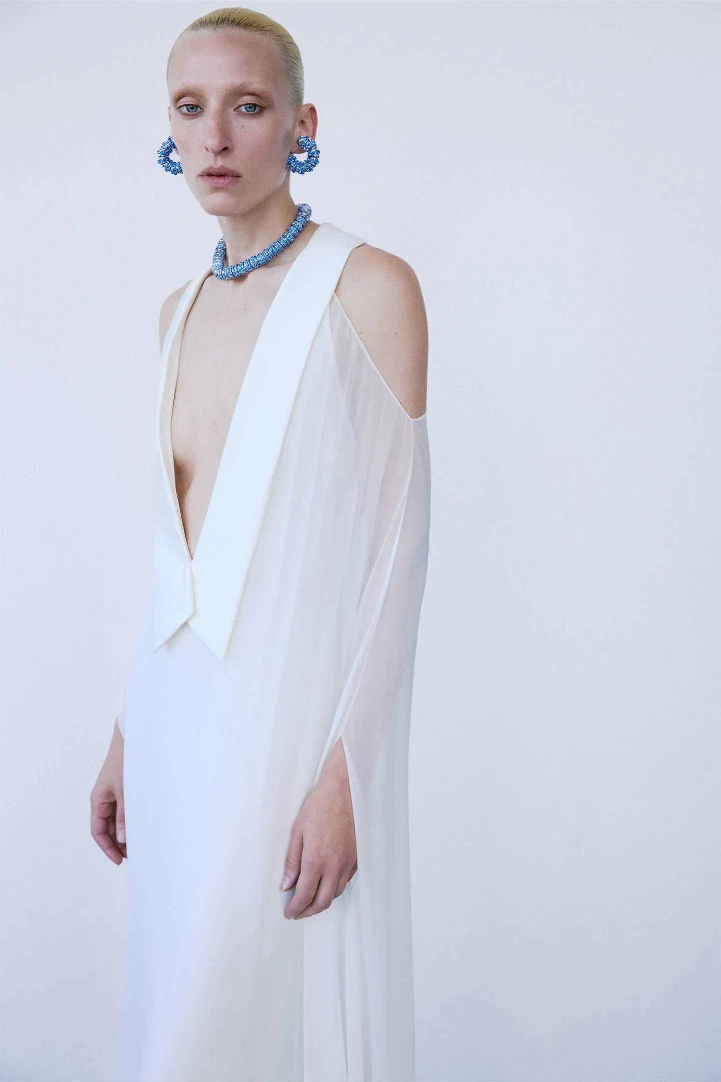 MADONNA IN MYSTICAL sold by The New Arrivals Ilkyaz Ozel product image thumbnail 3