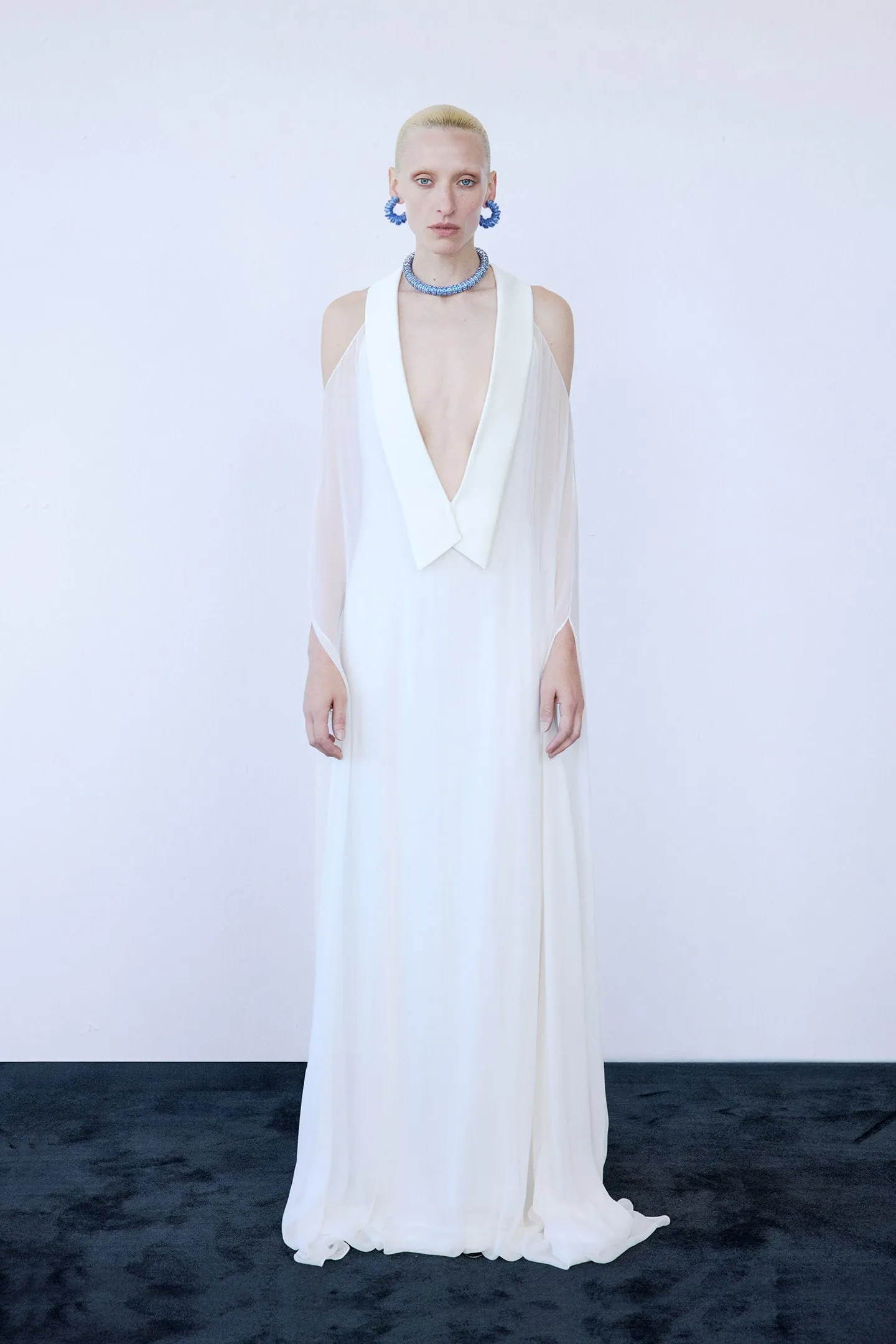 MADONNA IN MYSTICAL sold by The New Arrivals Ilkyaz Ozel