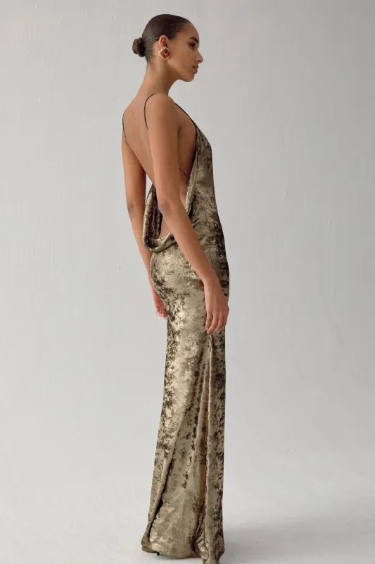 MELLOW MAXI DRESS IN CAPPADOCIA made by The New Arrivals Ilkyaz Ozel