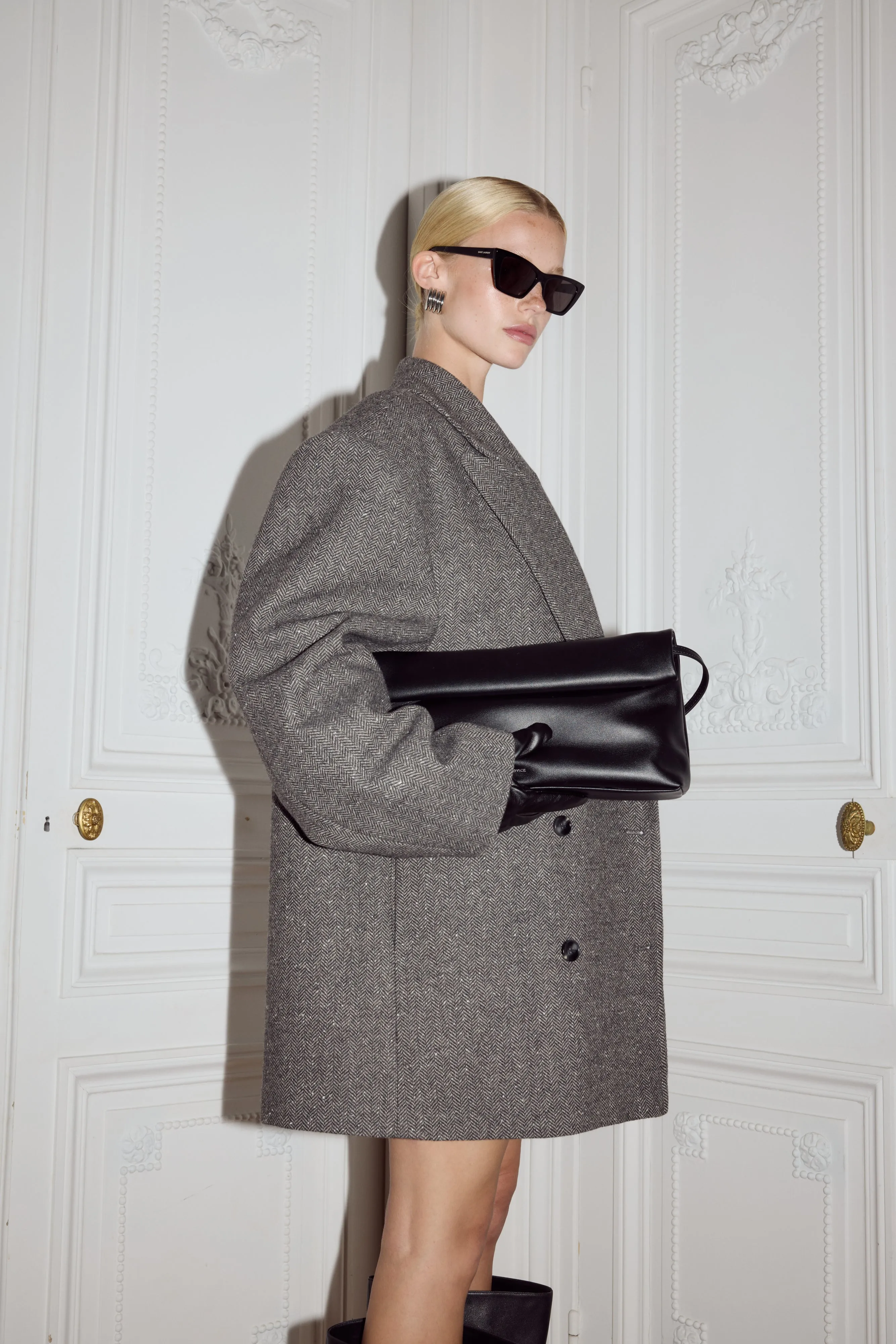 THE LINCOLN GREY OVERSIZED BLAZER sold by Nakedvice product image thumbnail 2