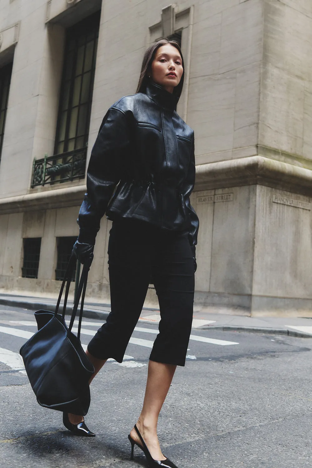 THE ZALI BLACK CAPRI PANT sold by Nakedvice product image thumbnail 2