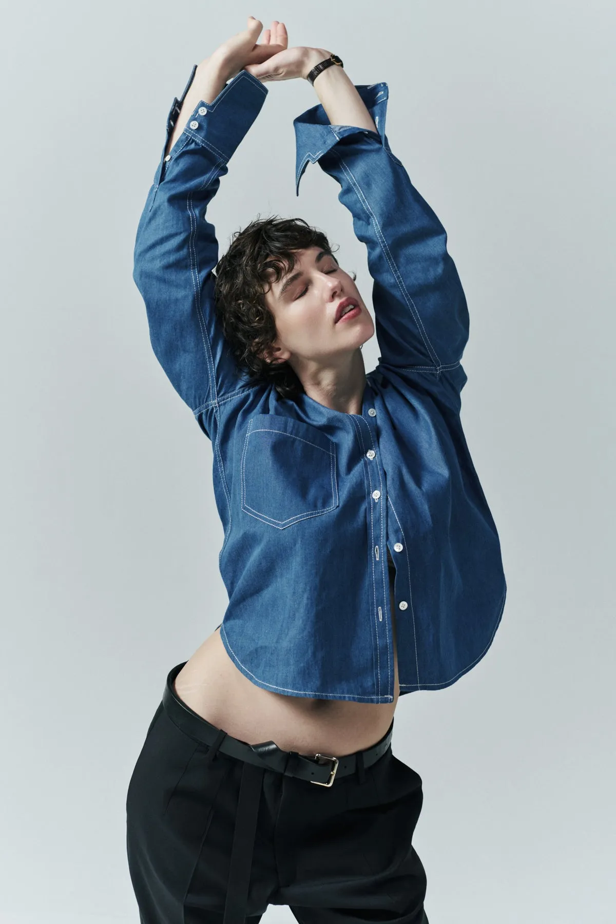 LEA RELAXED BUTTON-DOWN IN '70s WASH - IBIEFFE ITALIAN DENIM sold by Chava Studio product image thumbnail 3