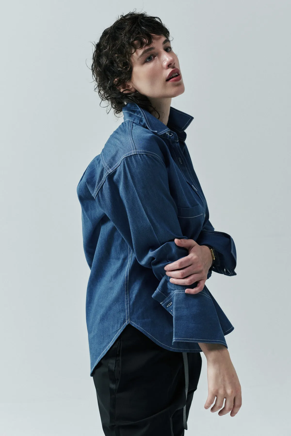 LEA RELAXED BUTTON-DOWN IN '70s WASH - IBIEFFE ITALIAN DENIM sold by Chava Studio product image thumbnail 2