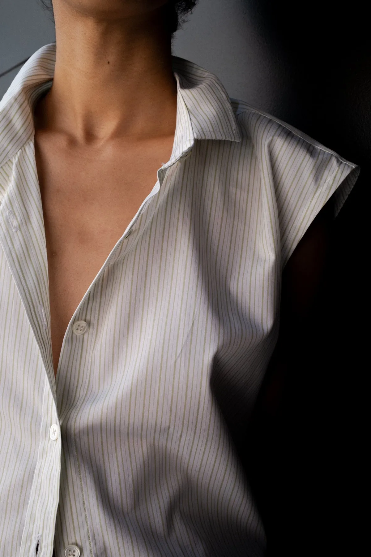 LEA RELAXED SLEEVELESS BUTTON-DOWN IN PISTACHIO STRIPE sold by Chava Studio product image thumbnail 4