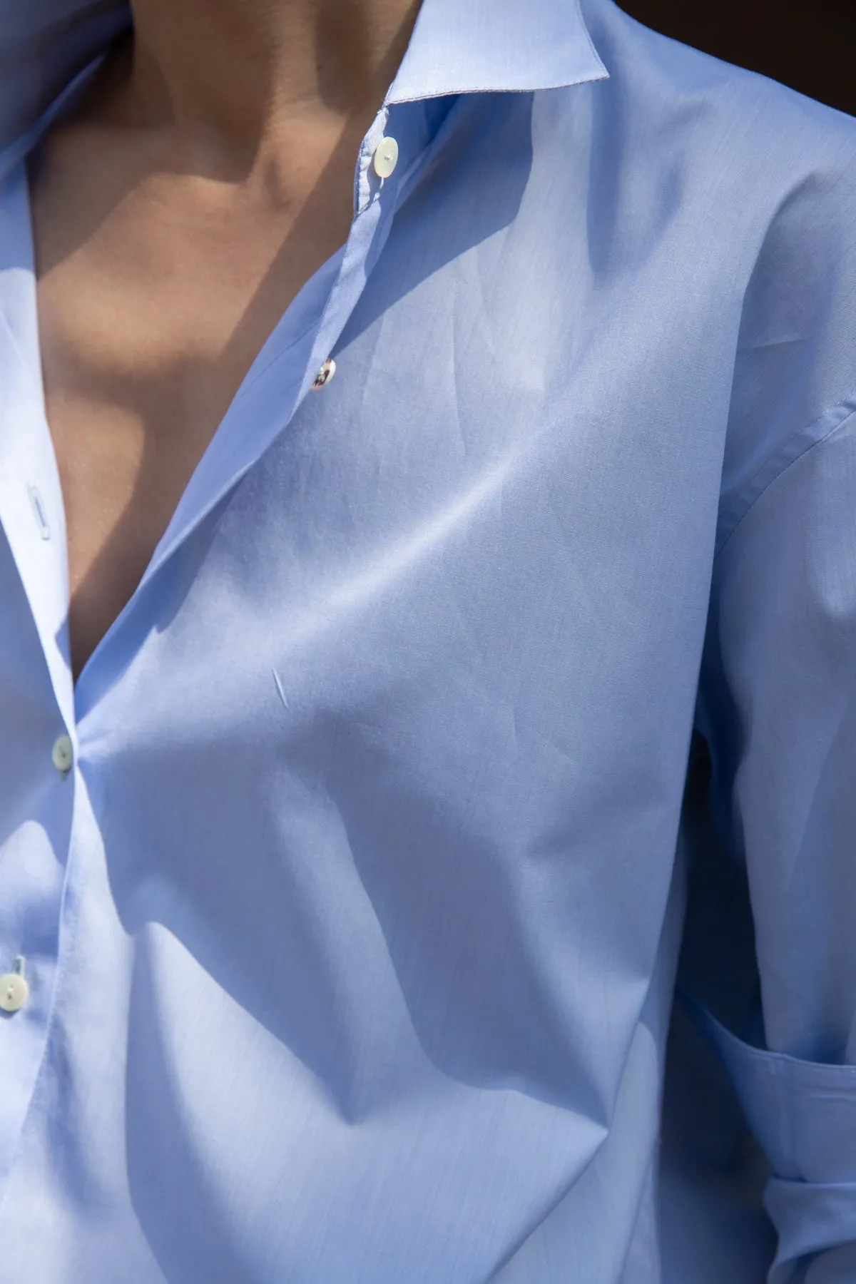 INES OVERSIZED SHIRT IN LIGHTWEIGHT BLUE POPLIN sold by Chava Studio product image thumbnail 5