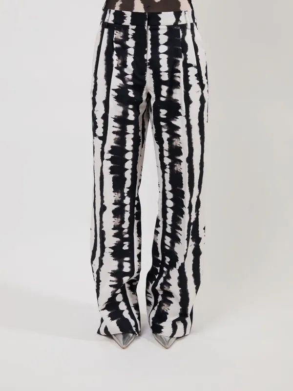 The Rune trousers made by Aknvas