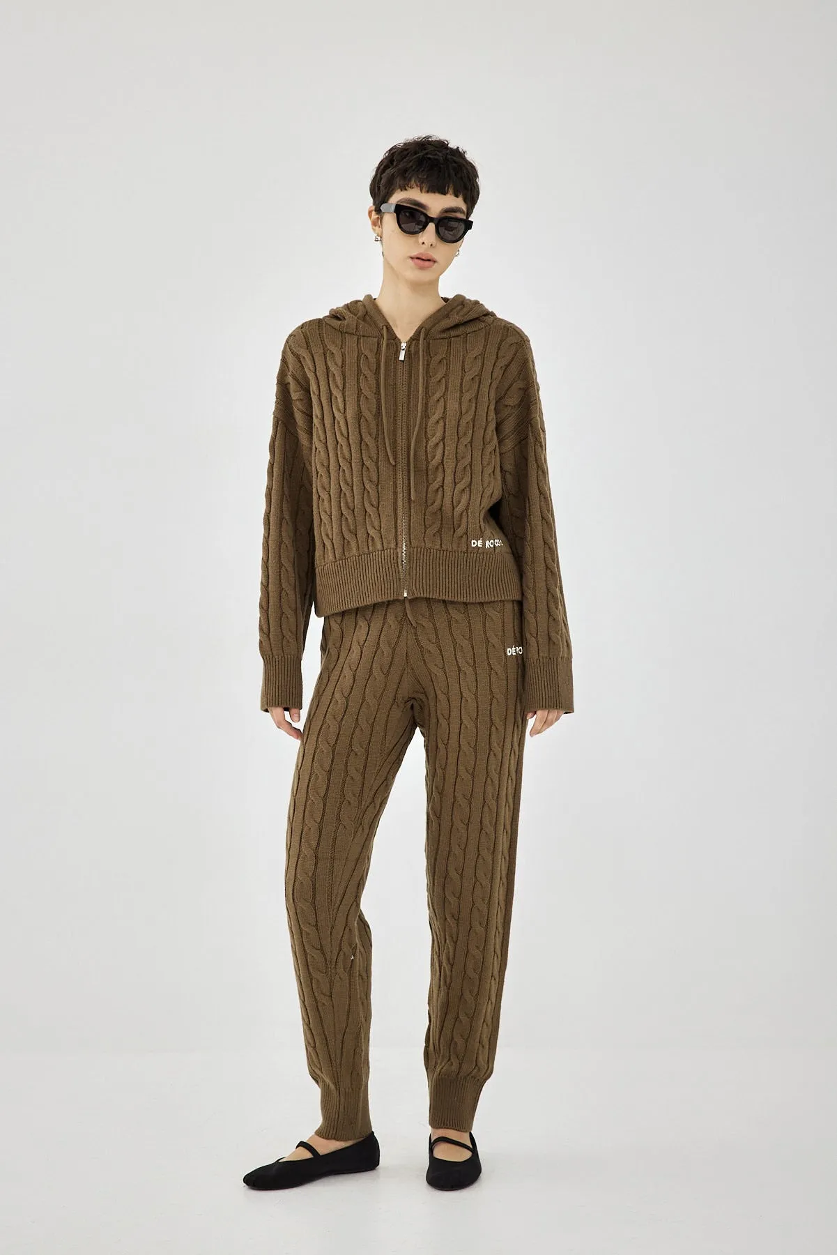 Cable-Knit Zipped Sweater sold by Dé Rococo product image thumbnail 2