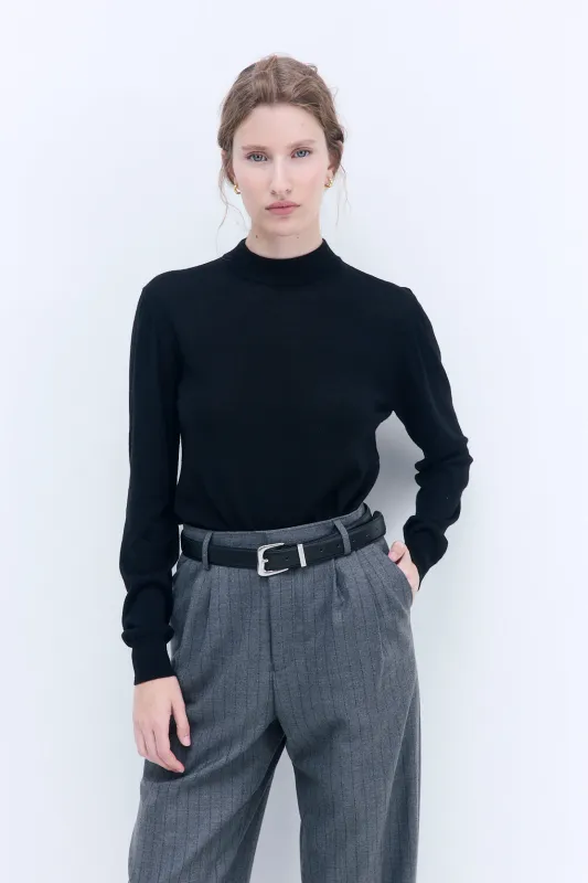 Merino Wool Crew Neck Sweater made by Dé Rococo