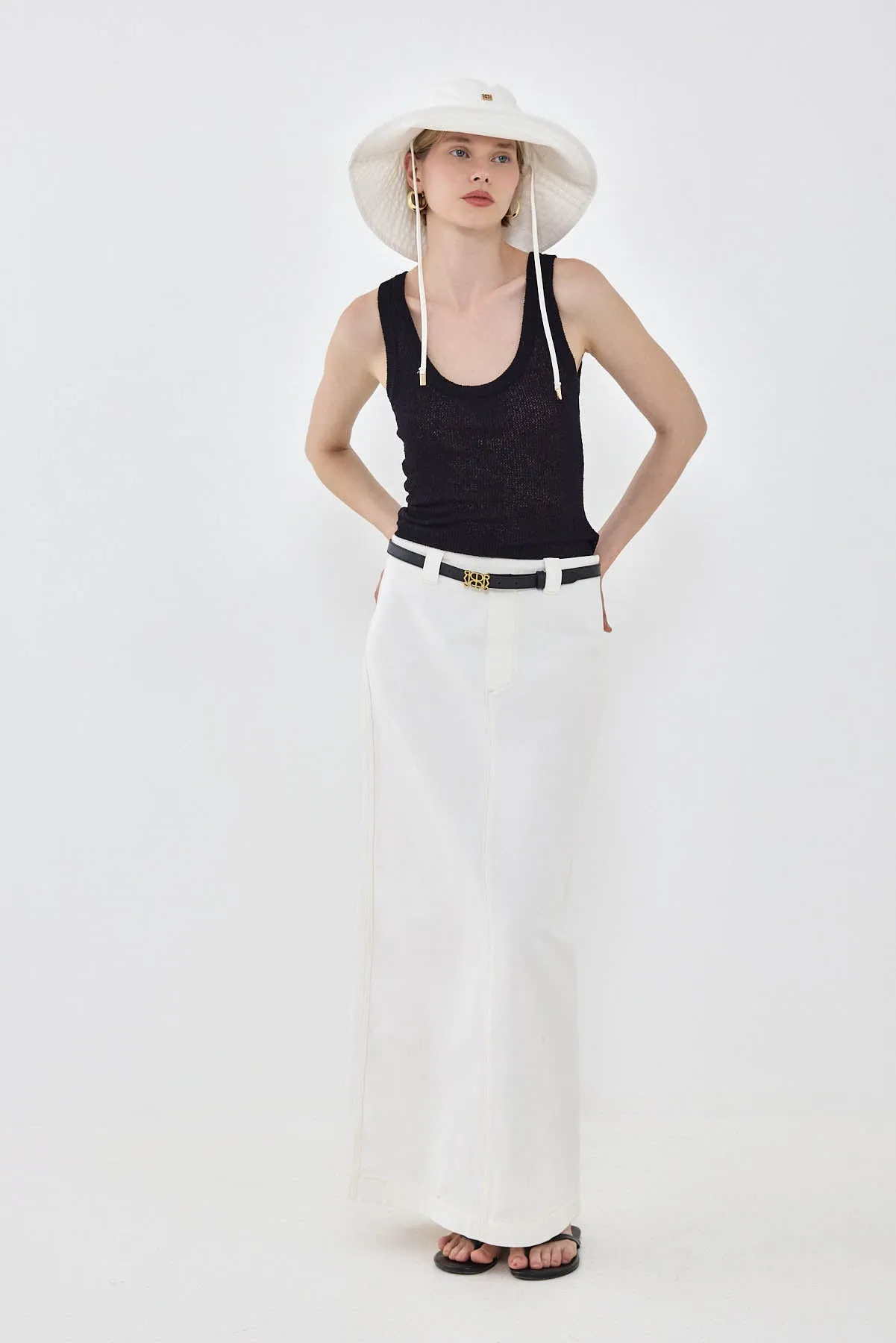 Crochet Deep Scoop Tank Top sold by Dé Rococo product image thumbnail 2