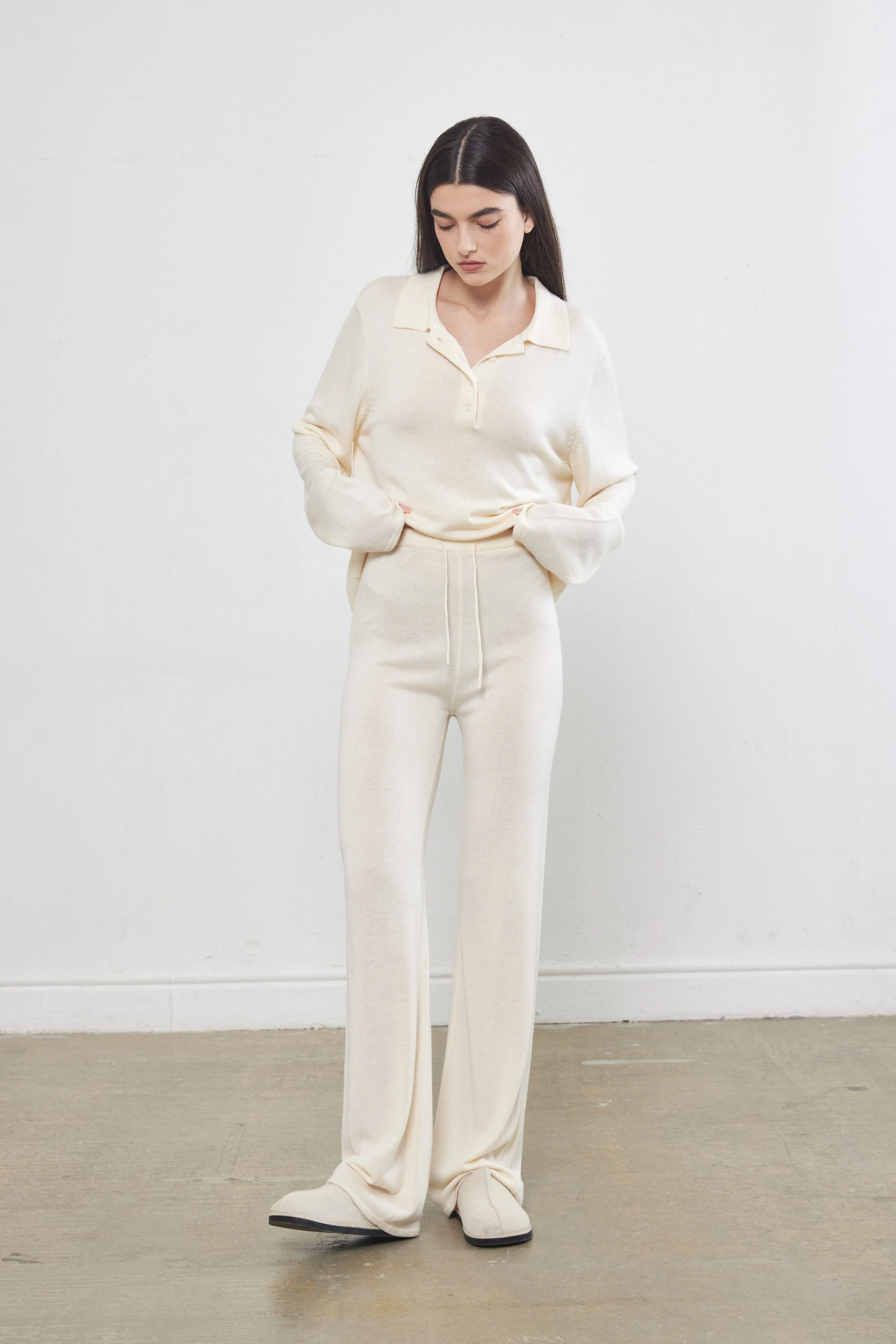 Knitted Flowy Pants sold by Dé Rococo product image thumbnail 3