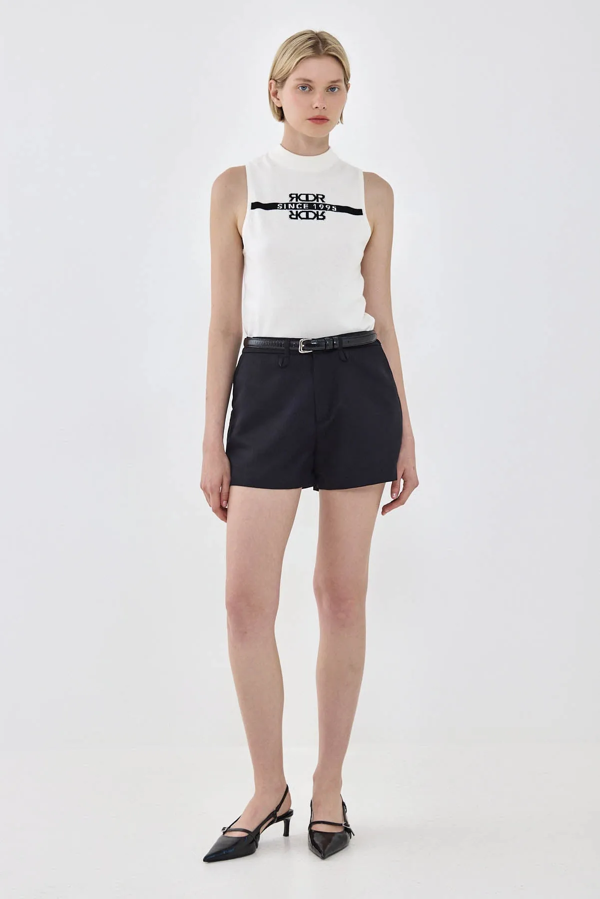 Sporty Knitted Sleeveless Tank Top sold by Dé Rococo product image thumbnail 2
