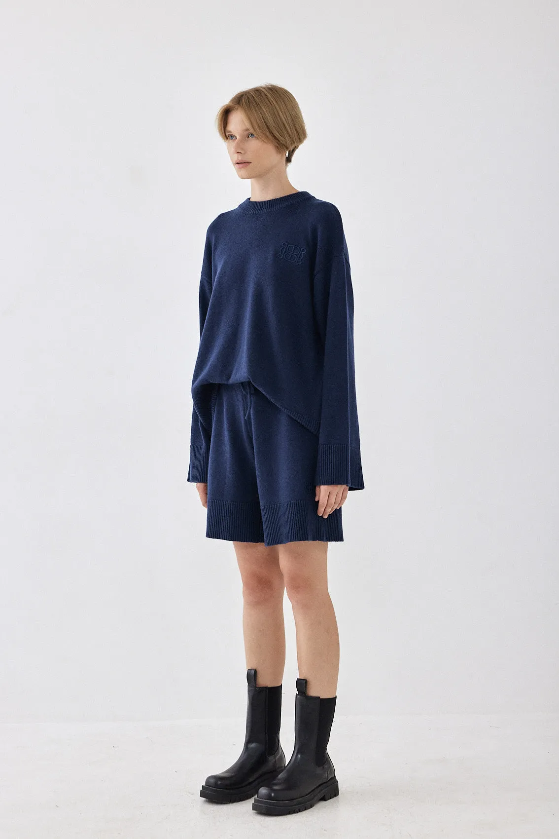 Soft Knitted Bermuda sold by Dé Rococo product image thumbnail 4