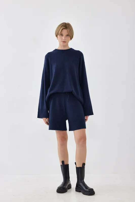 Soft Knitted Bermuda made by Dé Rococo