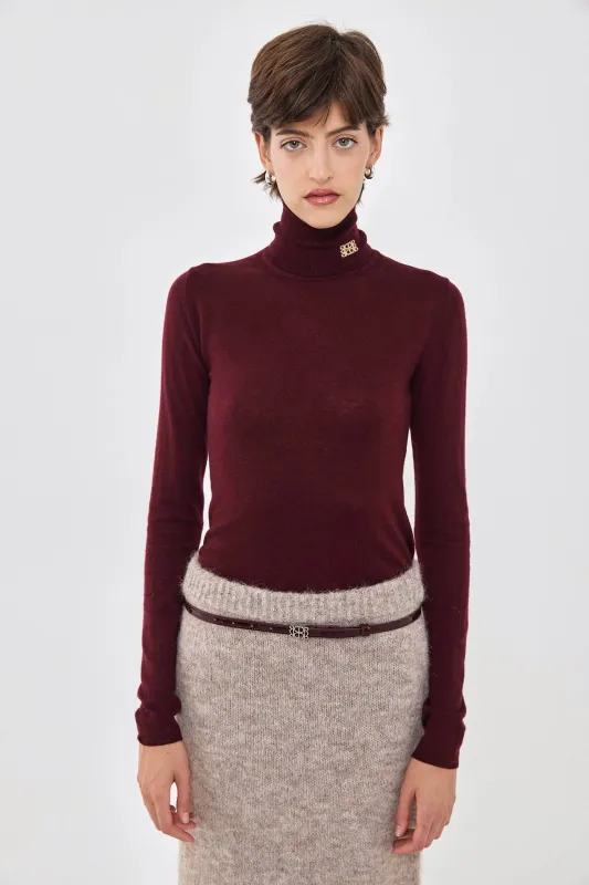 Lightweight Knitted Turtleneck Logo Top made by Dé Rococo