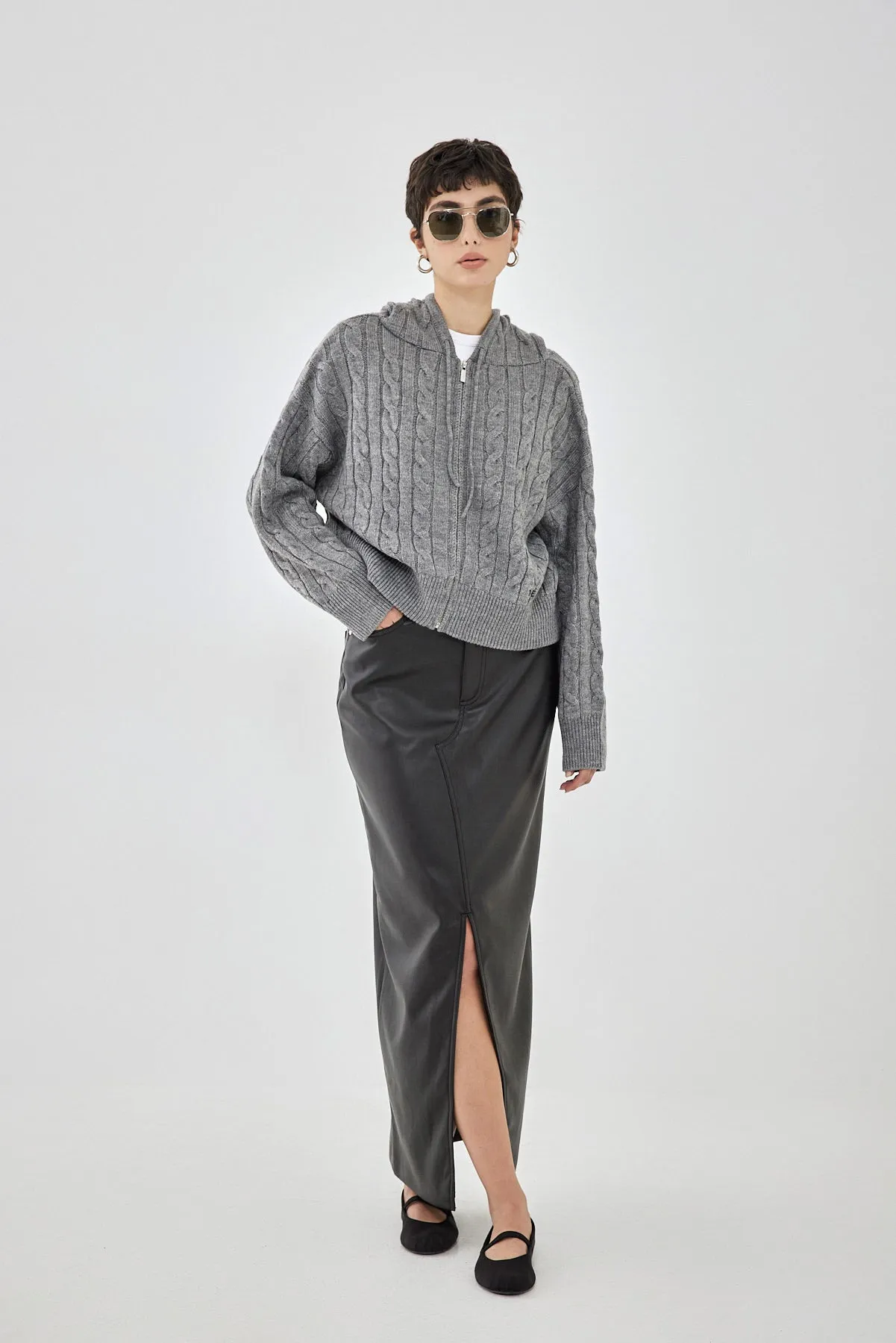 Cable-Knit Zipped Sweater sold by Dé Rococo product image thumbnail 2