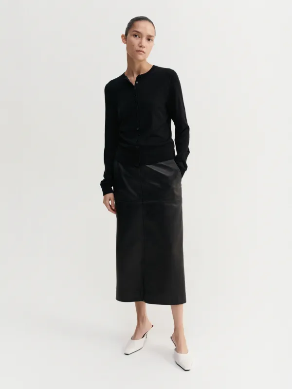 Hayla Cardigan, black made by Almada Label