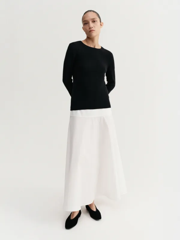 Awa Crewneck Sweater, black made by Almada Label