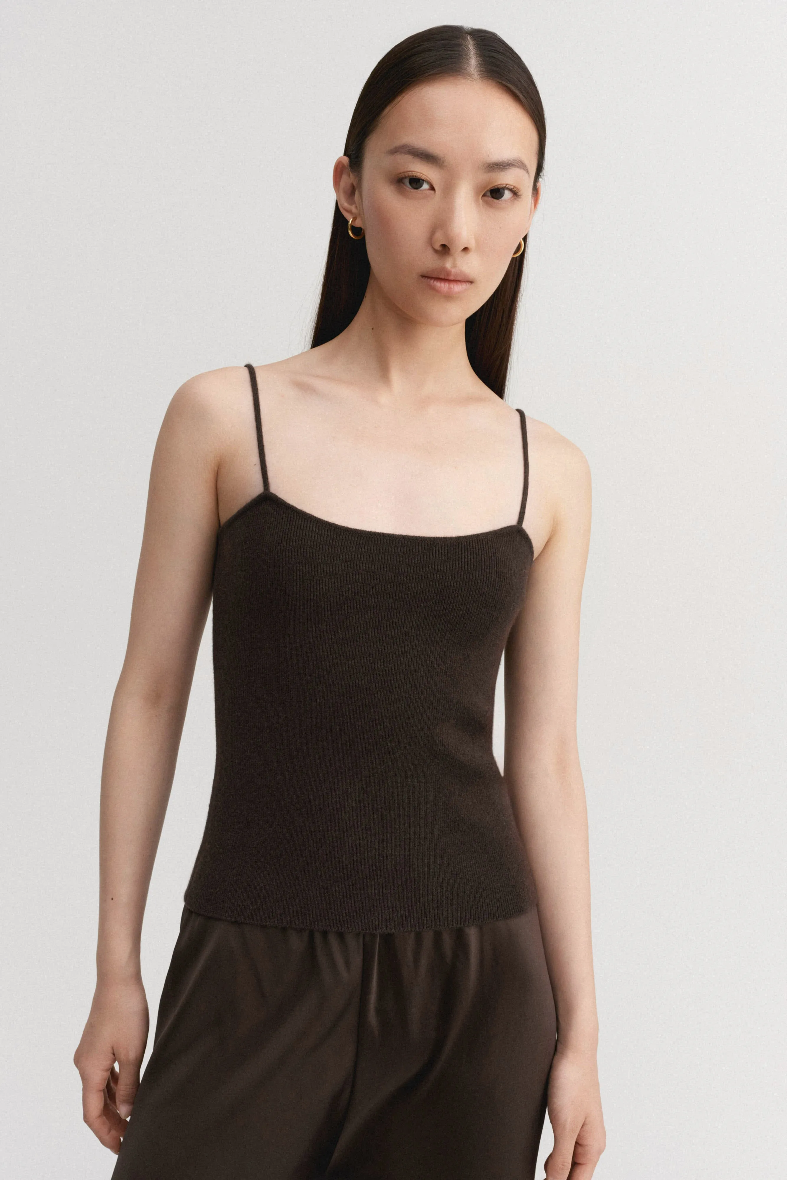 Lucy Top, chocolate sold by Almada Label product image thumbnail 2