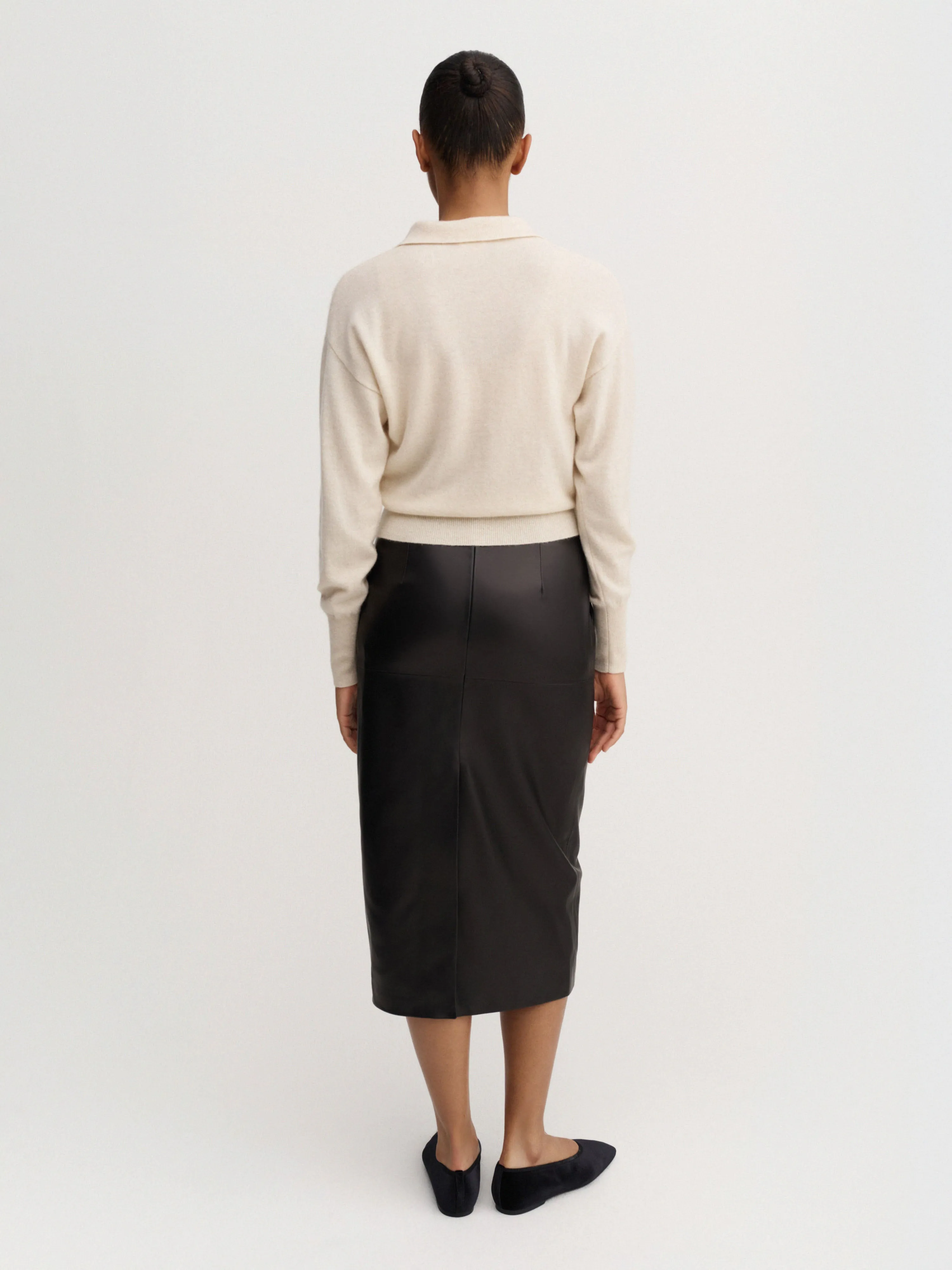 Fern collar cardigan, vanilla sold by Almada Label product image thumbnail 3
