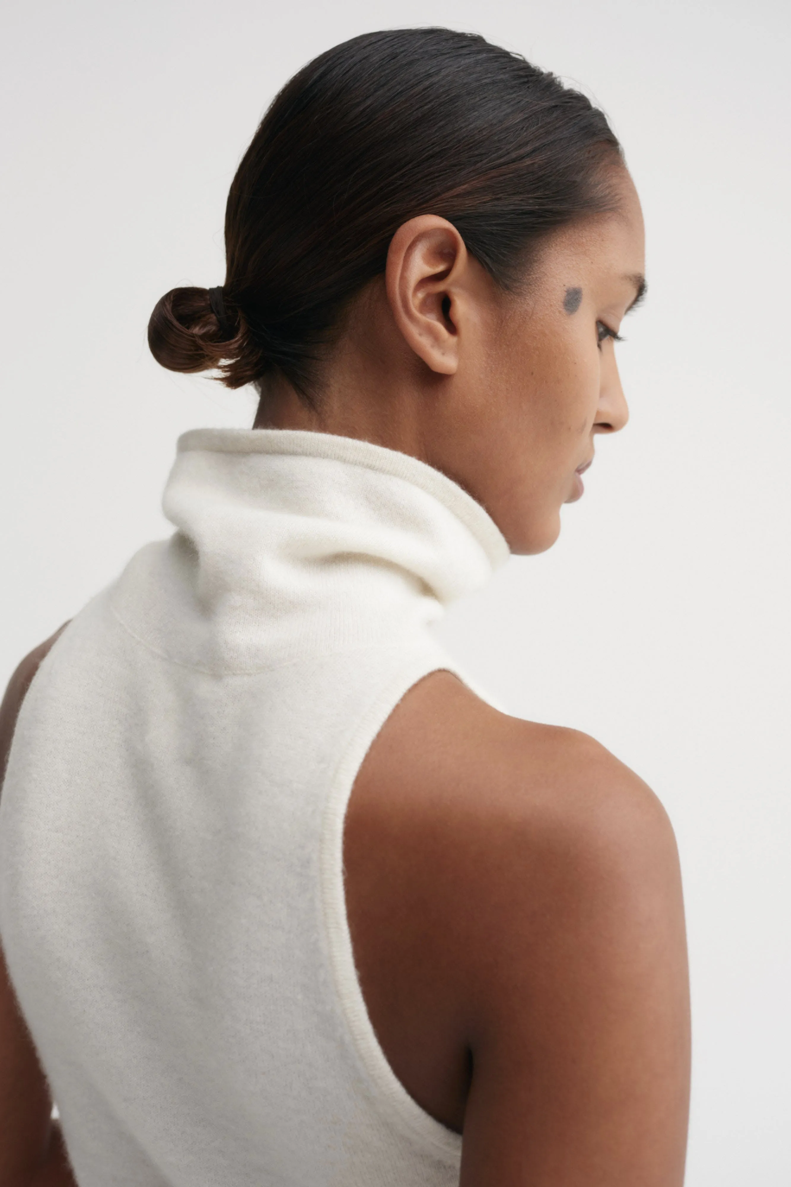 Vida Top, cream sold by Almada Label product image thumbnail 4